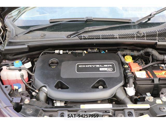 Chrysler YPSILON 2013-06 221850-13