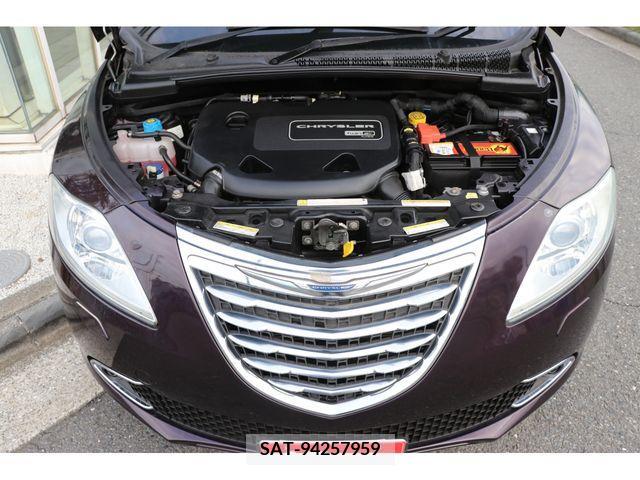 Chrysler YPSILON 2013-06 221850-14
