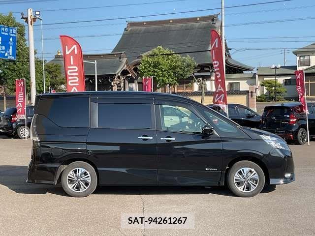 Nissan SERENA 2020-09 331909-3