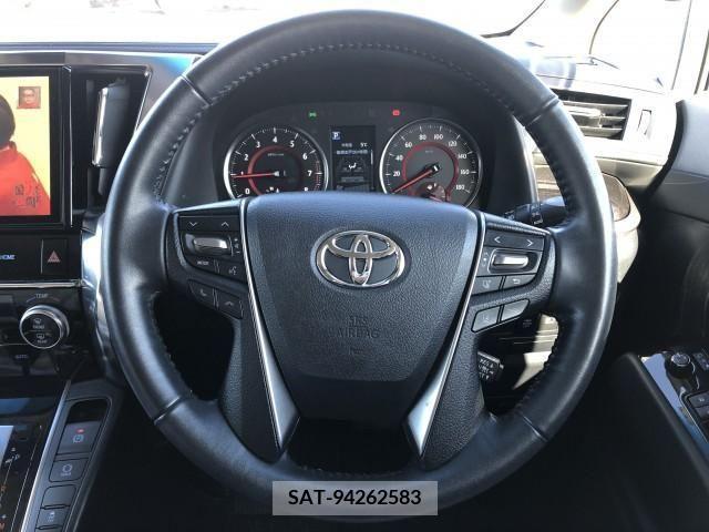 Toyota VELLFIRE 2018-10 210590-12