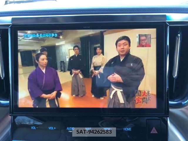 Toyota VELLFIRE 2018-10 210590-10