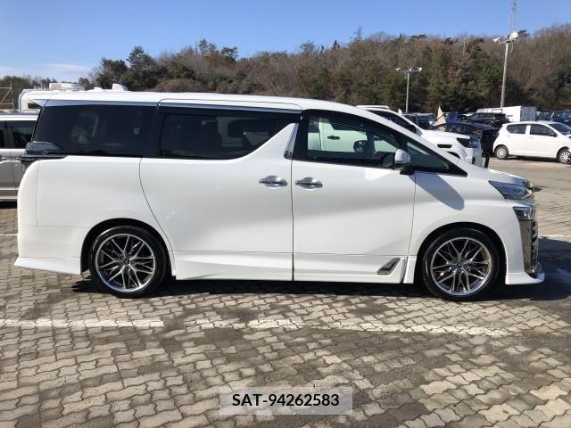 Toyota VELLFIRE 2018-10 210590-6