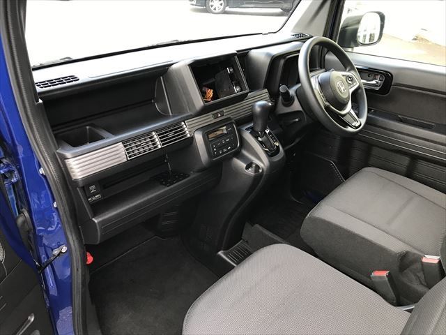 Honda N-VAN 2018-08 28241-1