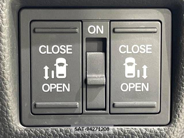 Honda N BOX CUSTOM 2018-05 279101-4