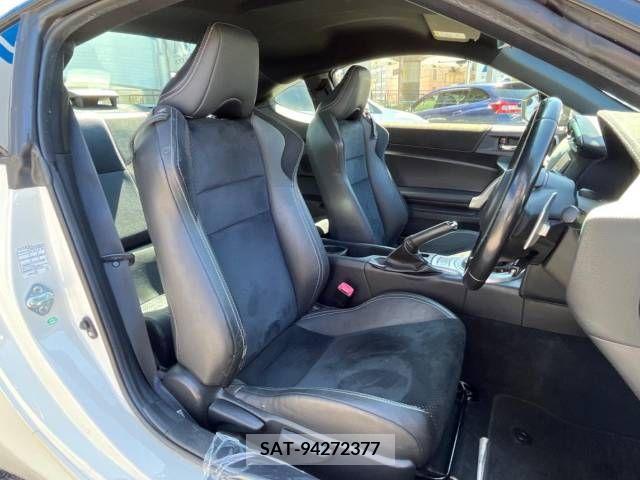 Toyota 86 2016-10 326452-8