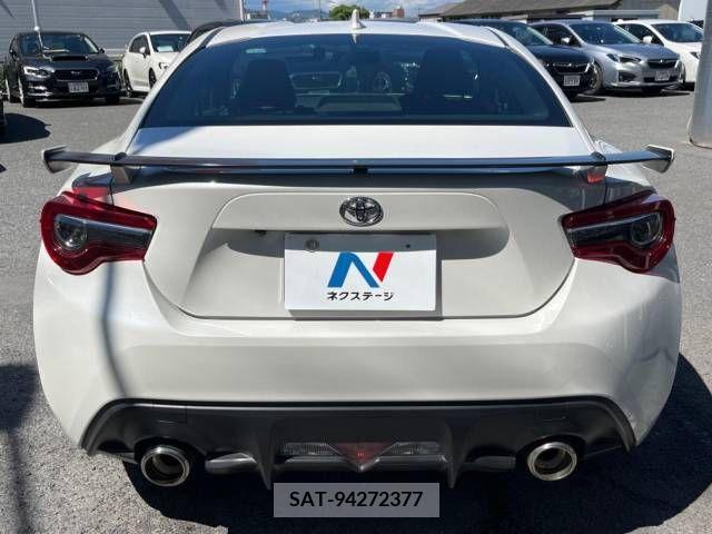 Toyota 86 2016-10 326452-17