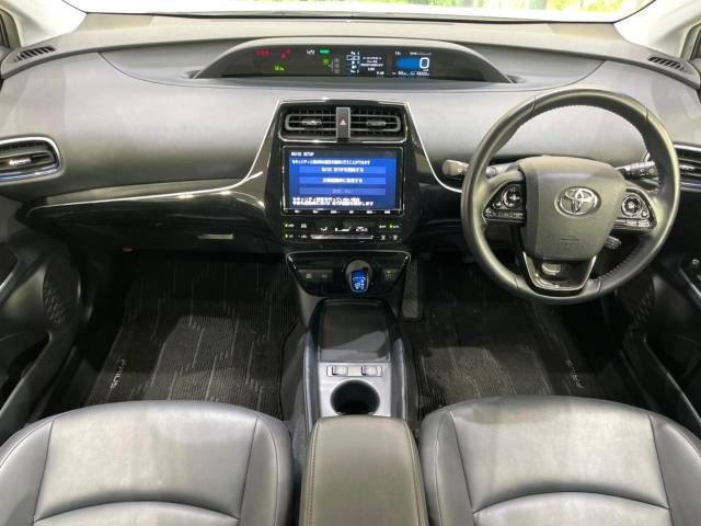 Toyota PRIUS 2021-01 194862-1