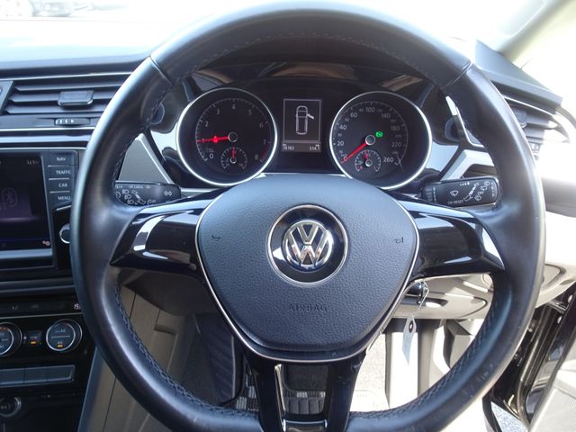 VolksWagen GOLF TOURAN 2017-07 7245-14