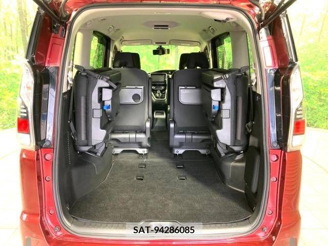 Nissan SERENA 2019-03 371628-11