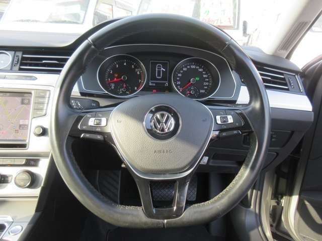 VolksWagen PASSAT VARIANT 2016-01 5716-14