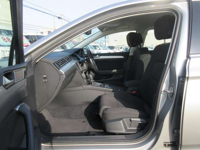 VolksWagen PASSAT VARIANT 2016-01 5716-24