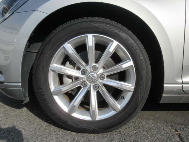 VolksWagen PASSAT VARIANT 2016-01 5716-8