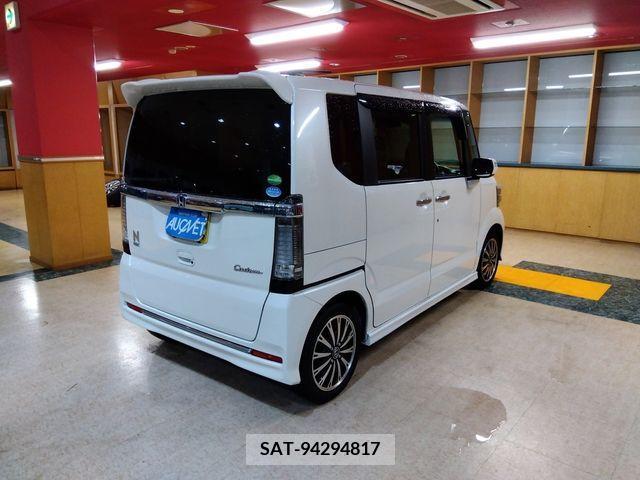 Honda N BOX CUSTOM 2017-03 206478-1