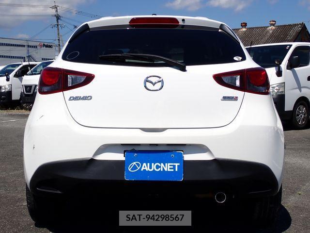 Mazda DEMIO 2016-06 379466-5