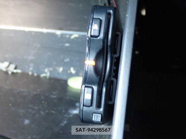 Mazda DEMIO 2016-06 379466-21