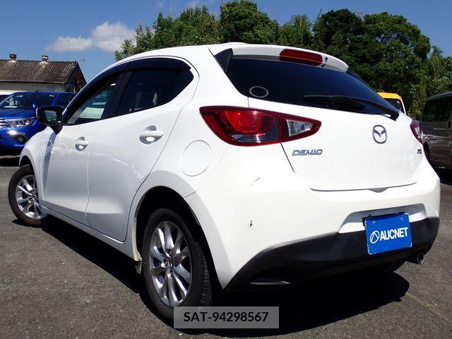 Mazda DEMIO 2016-06 379466-2