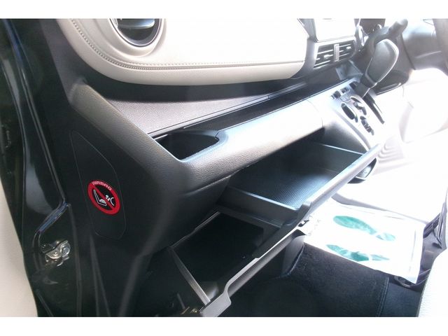 Mitsubishi EK WAGON 2022-09 8847-16