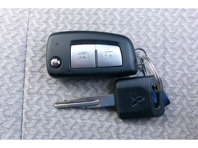 Mitsubishi EK WAGON 2022-09 8847-28