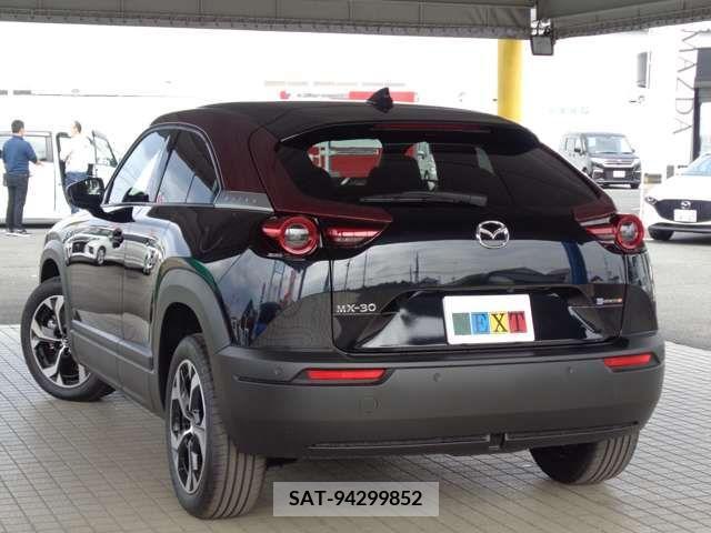 Mazda MX-30 2023-11 278406-9