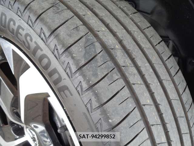 Mazda MX-30 2023-11 278406-18