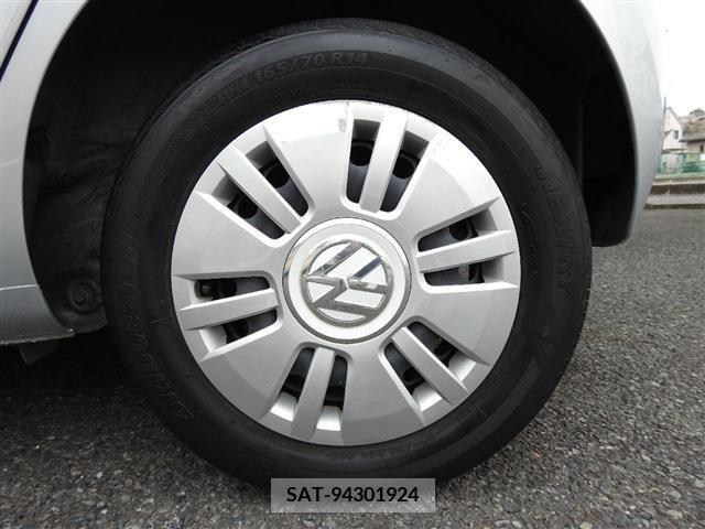 VolksWagen UP! 2013-02 320240-10