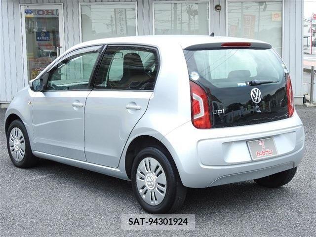 VolksWagen UP! 2013-02 320240-6
