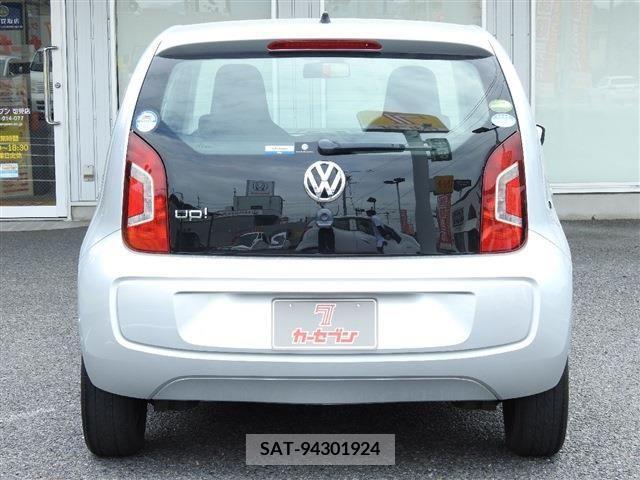 VolksWagen UP! 2013-02 320240-5