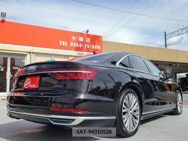Audi A8 2018-11 375376-5