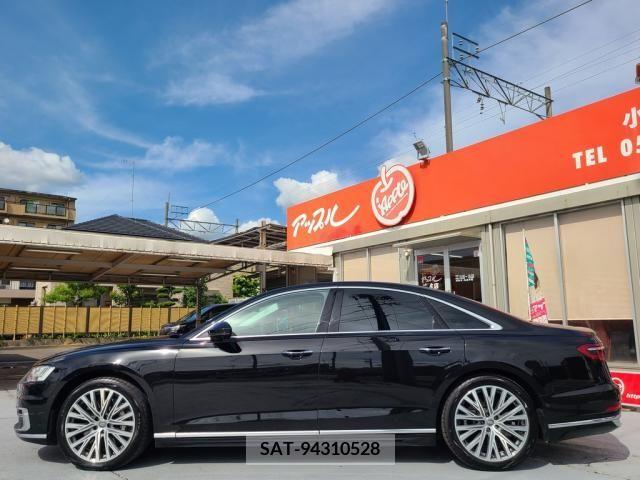 Audi A8 2018-11 375376-6