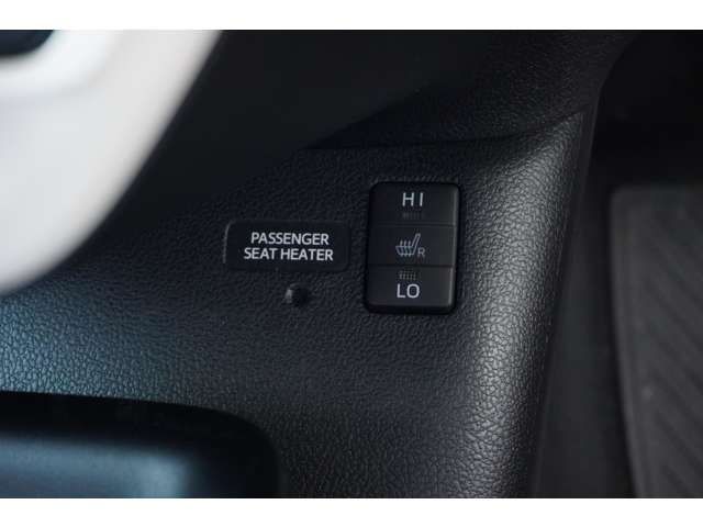 Toyota PRIUS 2018-08 186261-13