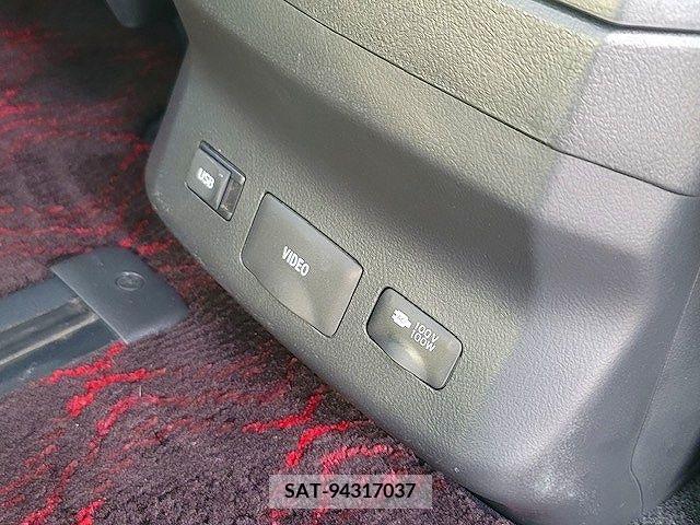 Toyota VELLFIRE 2013-07 373494-21