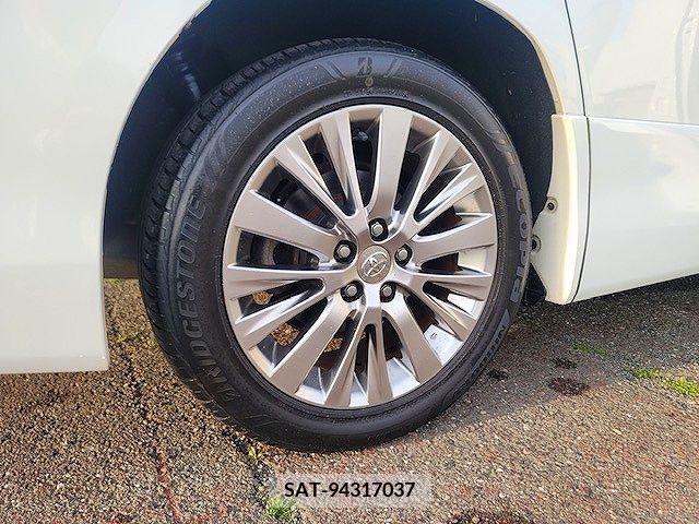 Toyota VELLFIRE 2013-07 373494-26