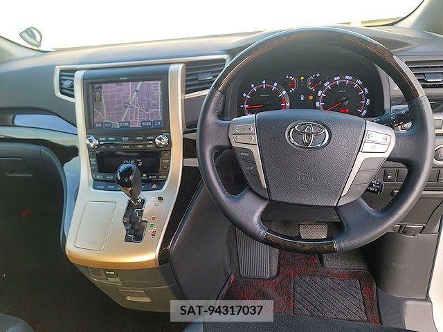 Toyota VELLFIRE 2013-07 373494-13