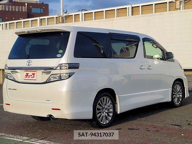 Toyota VELLFIRE 2013-07 373494-2