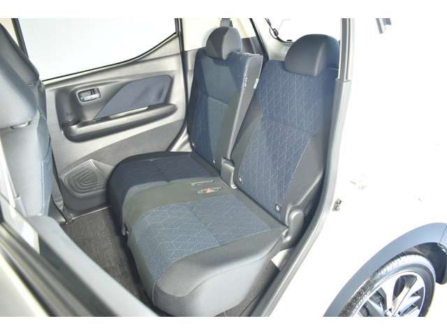 Mitsubishi EK X 2022-01 15826-4