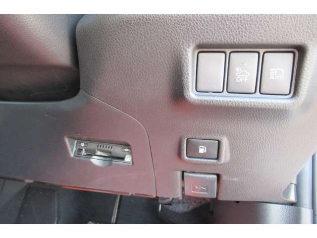Toyota C-HR 2018-01 9354-10