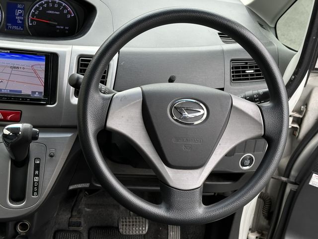 Daihatsu MOVE CUSTOM 2011-04 13685-7