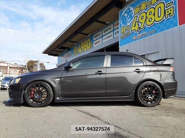 Mitsubishi LANCER 2013-08 214045-7