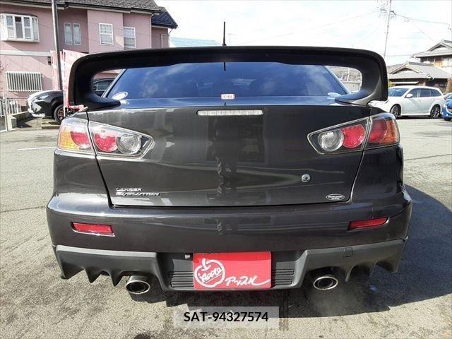 Mitsubishi LANCER 2013-08 214045-5