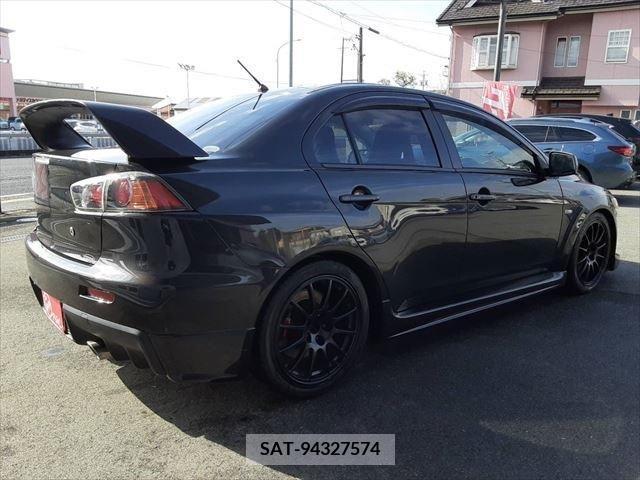 Mitsubishi LANCER 2013-08 214045-4