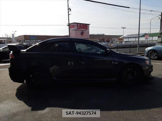Mitsubishi LANCER 2013-08 214045-3