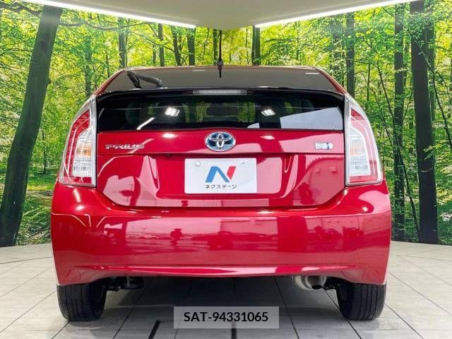 Toyota PRIUS 2012-07 257069-15