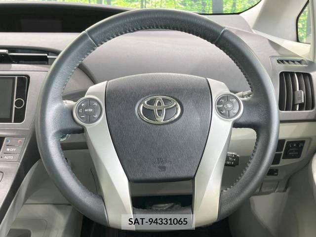 Toyota PRIUS 2012-07 257069-11