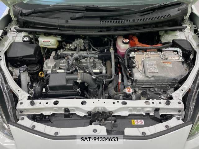 Toyota AQUA 2019-04 292025-18