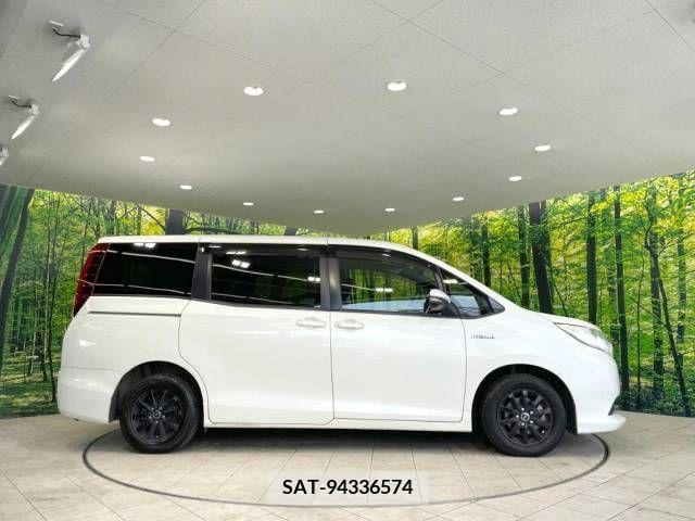 Toyota NOAH HYBRID 2014-06 365188-2