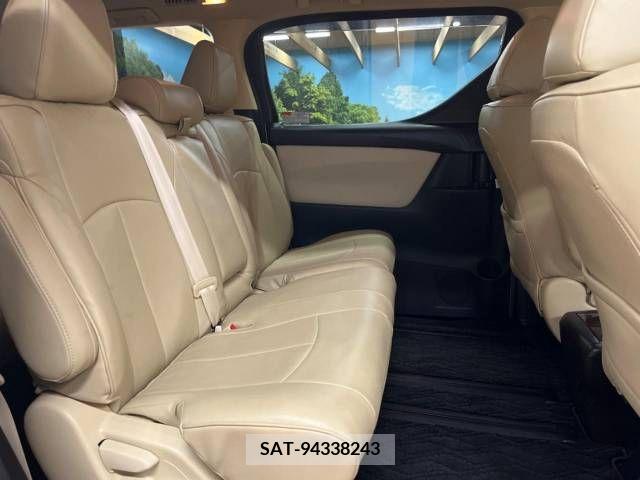 Toyota VELLFIRE 2019-03 339105-9