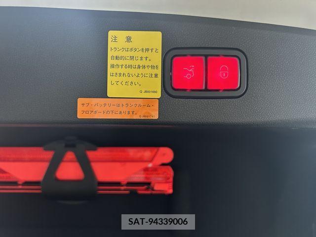Amg E-CLASS 2012-07 204896-25