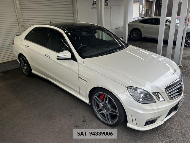 Amg E-CLASS 2012-07 204896-1