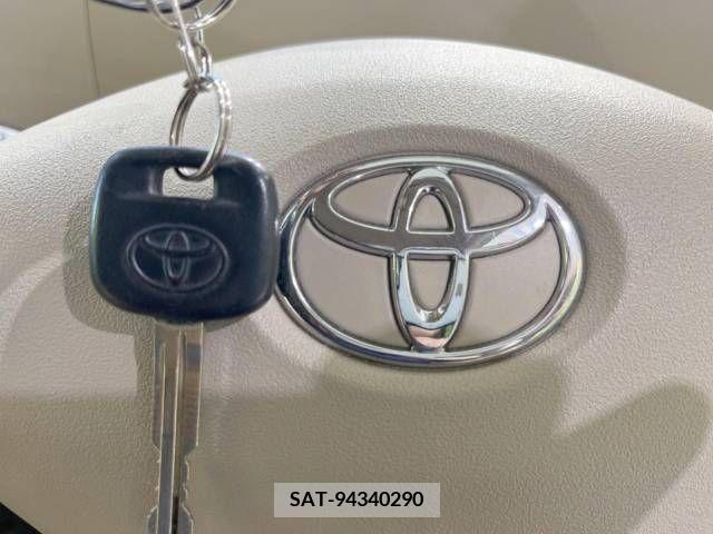 Toyota SIENTA 2012-03 313768-5