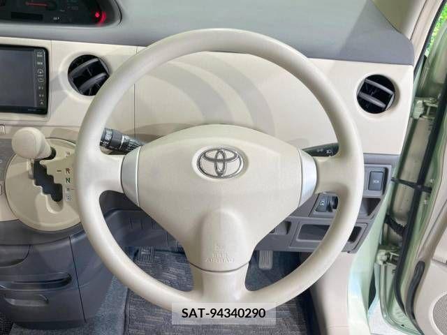 Toyota SIENTA 2012-03 313768-12